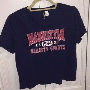 Navy blue, hardly worn graphic tee